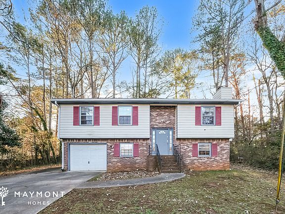 4th image of 563 Fawn Ct SE