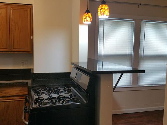 3rd image of 2969 E Derbyshire Rd #1