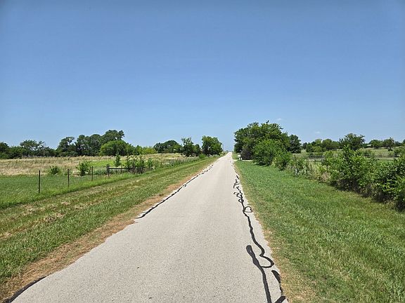 5th image of High Point Rd