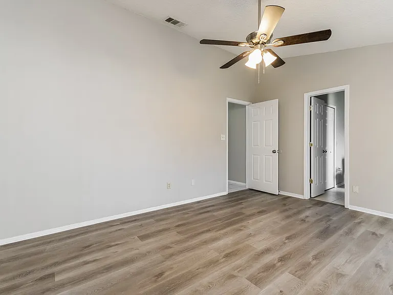 3172 Burlington Dr — Photo 11