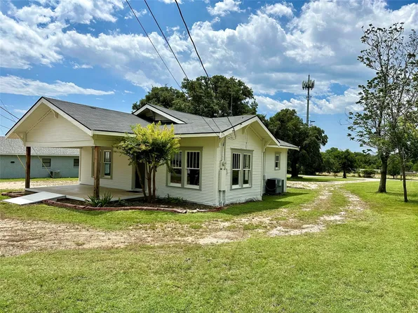 600 W Central Ave, Comanche, TX 76442