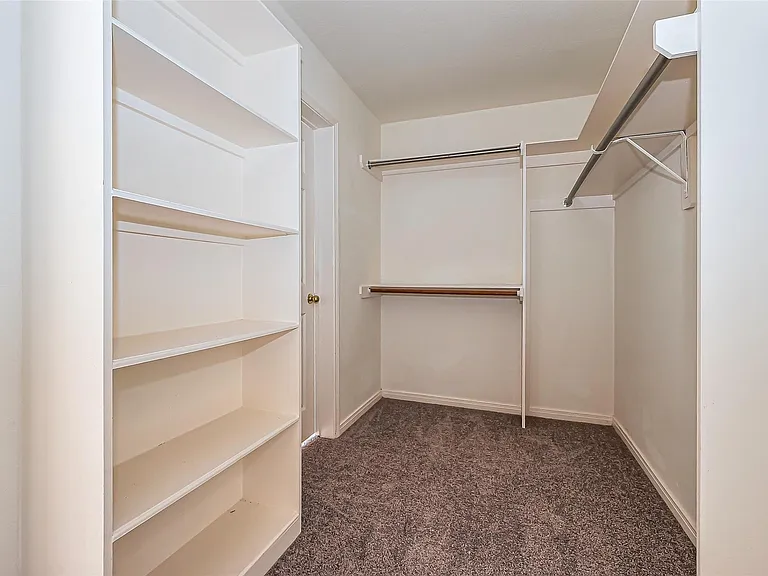 11315 Sailwing Creek Ct — Photo 34
