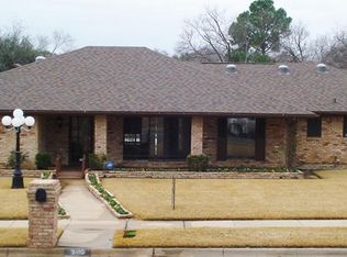 3416 Country Club Rd, Pantego, TX 76013