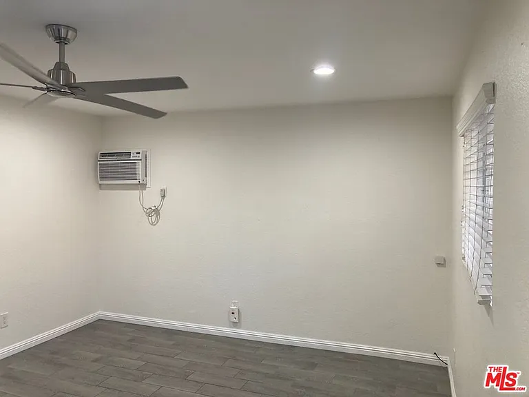 15134 Poplar Ave — Photo 6