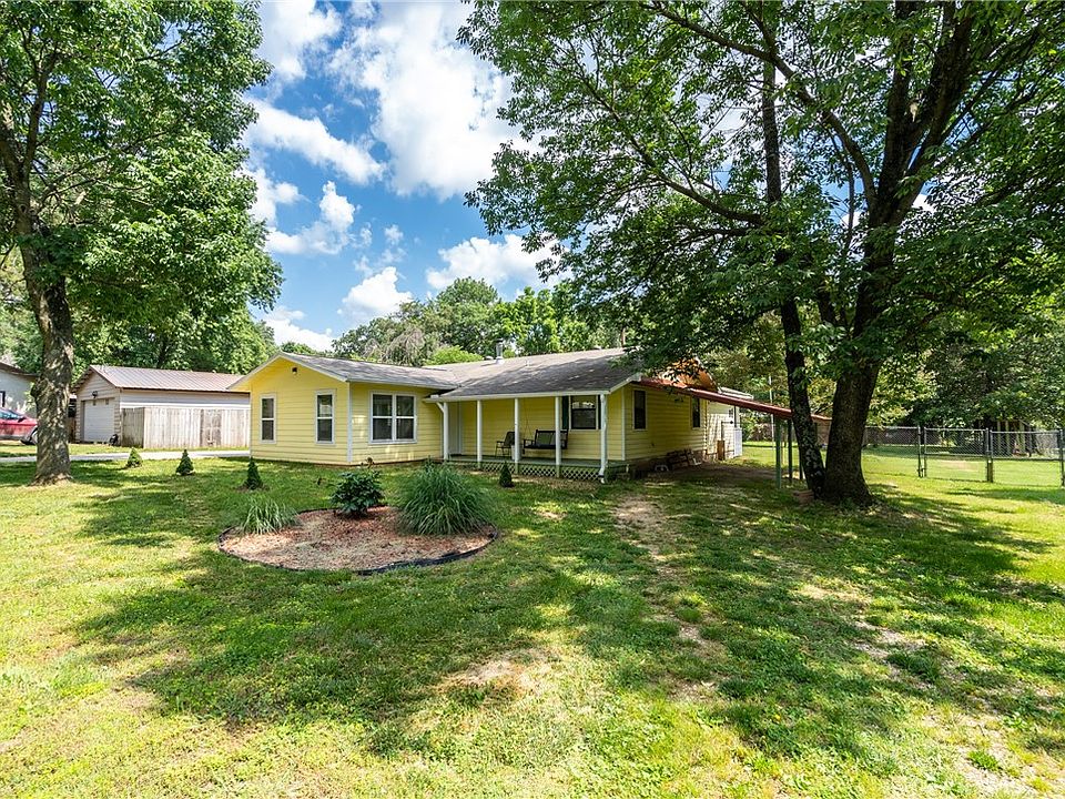 1st image of 12622 Oak Knoll Cir