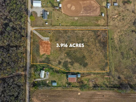 4th image of 630 County Road 3825