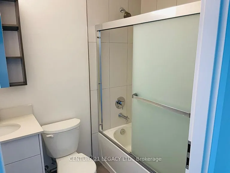 60 Frederick St #2107 — Photo 10