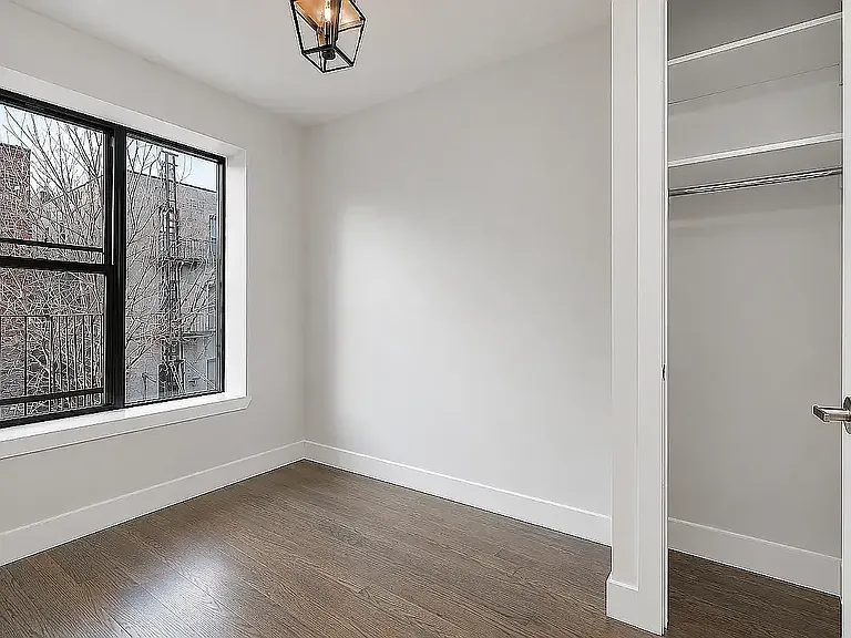 486 Harman St #2I — Photo 2
