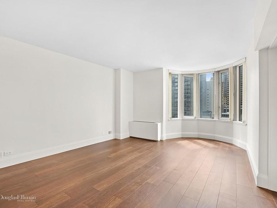 1st image of 145 E 48th St APT 28D
