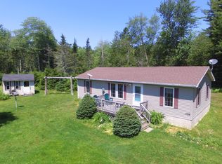 1196 Main Rd, Islesboro, ME 04848