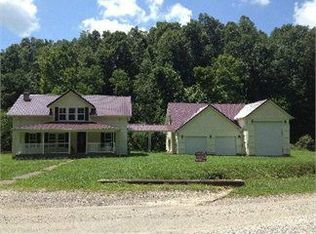 1517 Cox Frk, Gandeeville, WV 25243