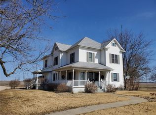 6148 E Wise Rd, Oreana, IL 62554