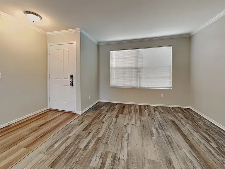 10230 W Townley Ave — Photo 12