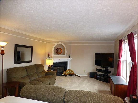 3rd image of 509 Stirrup Dr
