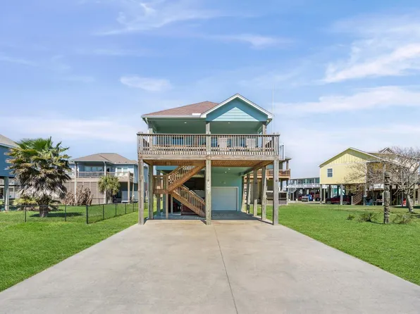 1987 Matt Dr, Crystal Beach, TX 77650