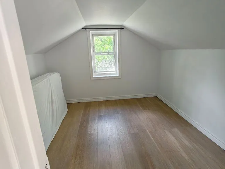 46 Overton Cres — Photo 17