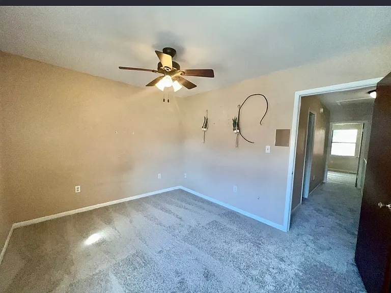 1 Deal Ave NW #D — Photo 7