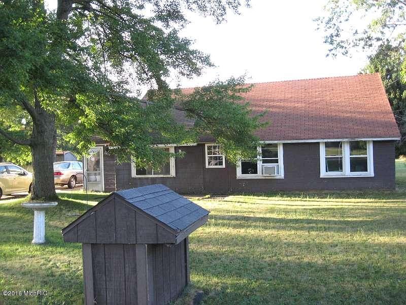 1st image of 2872 E Apple Ave