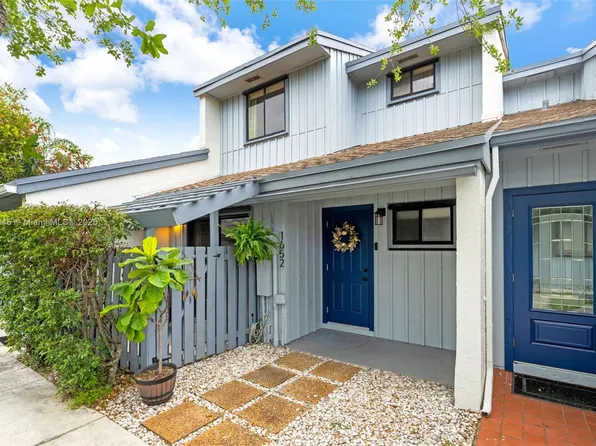 1652 N 14th Ter, Hollywood, FL 33020