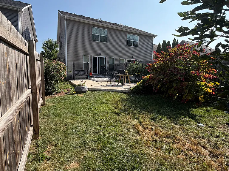 703 Stevens St — Photo 2