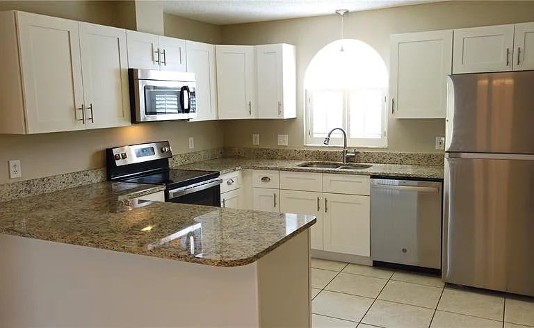 407 Whitewing Cir — Photo 2