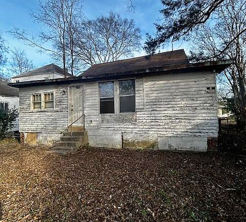 2nd image of 1212 Grammar St