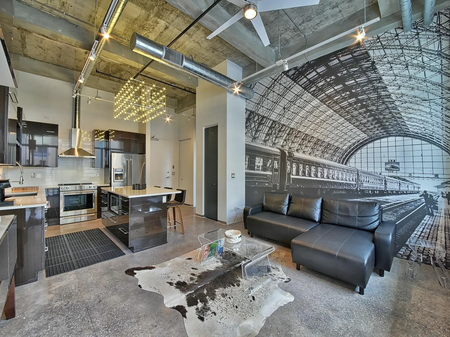 1 bed, 828 sqft, $2,800 — Photo 1