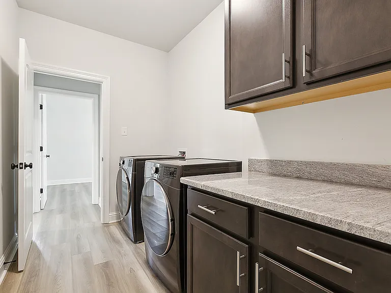 7132 Kenilworth Crossing Ave — Photo 20