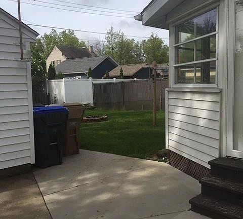 5th image of 416 Adams Ave
