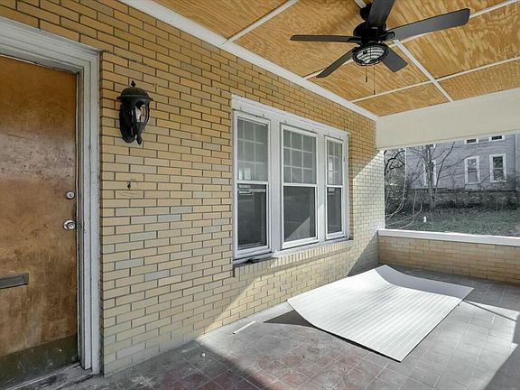 4th image of 2611 McCallie Ave