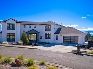 2008 Clearview Cir, Santa Rosa, CA 95403