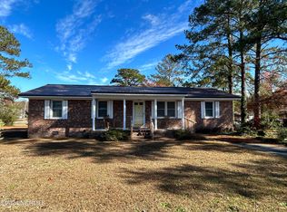 202 Croatan St, Washington, NC 27889