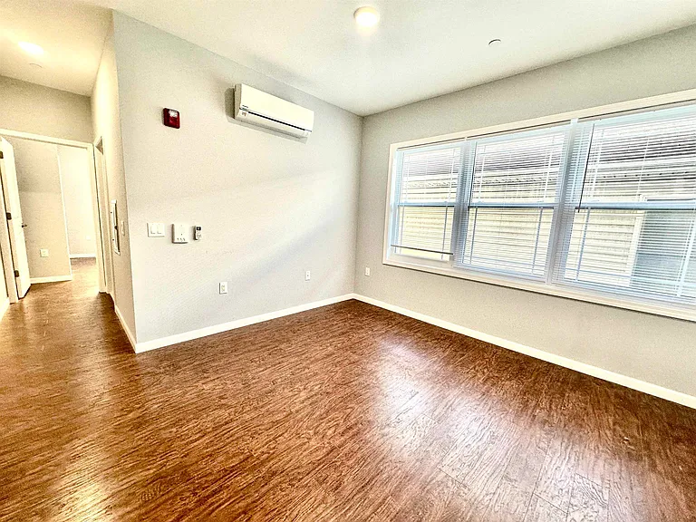 40 Vroom St #3B — Photo 6