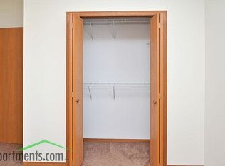 2408 Chiswick Dr APT 1, Champaign, IL 61820