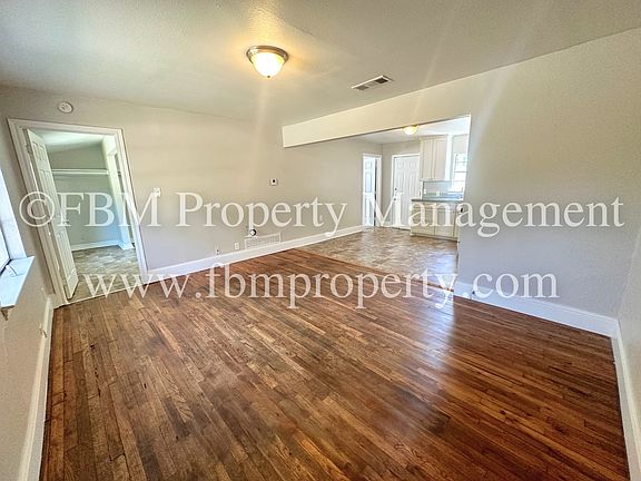 3rd image of 1506 Ferris Ave
