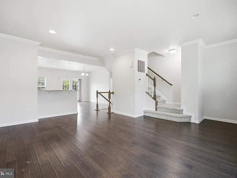 20 Twomey Ct — Photo 3