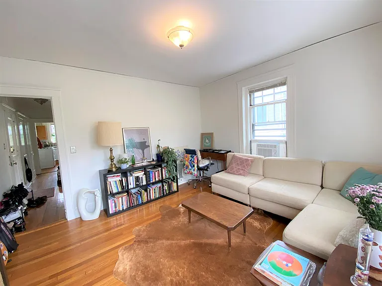 168 Norfolk St #1 — Photo 3