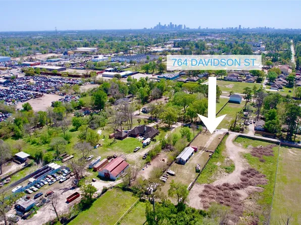 764 Davidson St, Houston, TX 77091