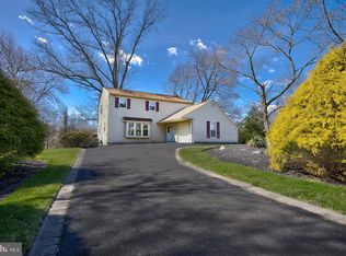 24 W Elizabeth Ln, Richboro, PA