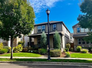 13166 SW Apple Grove Ter, Sherwood, OR 97140