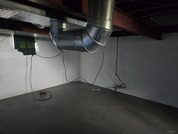 5th image of 120 S Alexander St