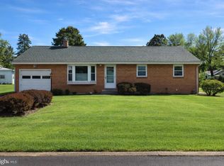 51 Waverly Ave, Lancaster, PA 17601