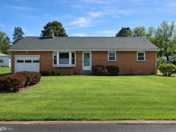 51 Waverly Ave, Lancaster, PA 17601