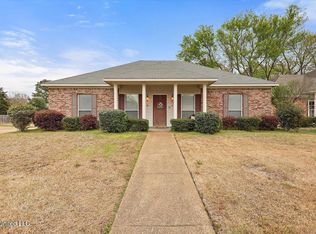 398 Pecan Cir, Brandon, MS 39042