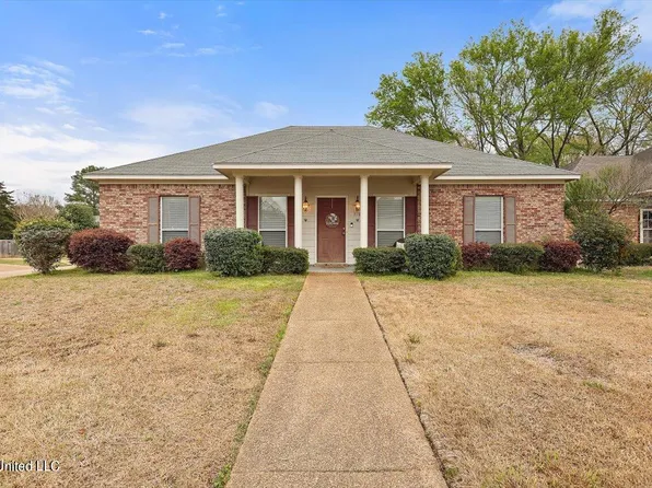 398 Pecan Cir, Brandon, MS 39042