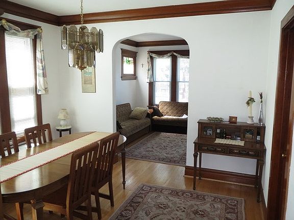 5th image of 1931 S 59th Ct