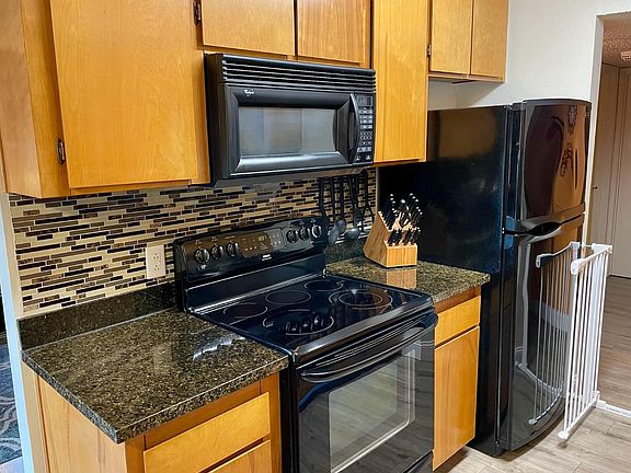 2nd image of 312 Tradewinds Dr APT 2