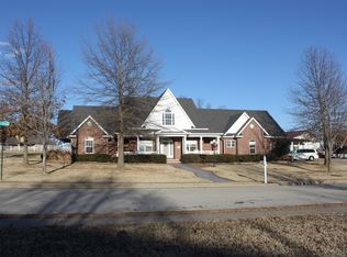 3829 Bridle Ln, Springdale, AR 72762