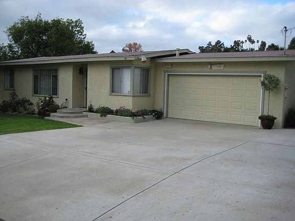 5th image of 1236 Lexington Dr