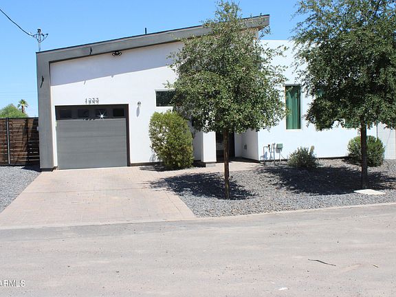2nd image of 1233 S 15TH Drive